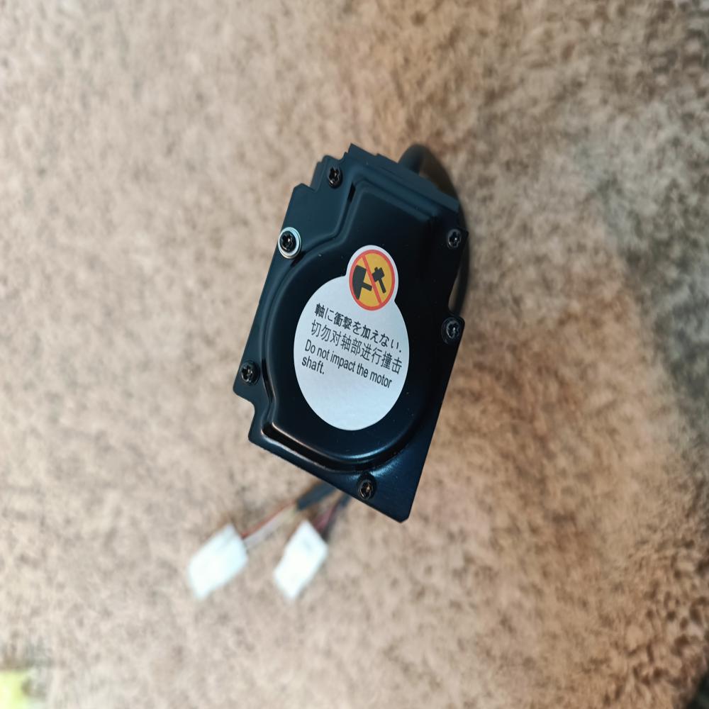 MHMF012L1V2M Panasonic A6 100W Motor + BRK , Torque Nm -0.32, RPM - 3000