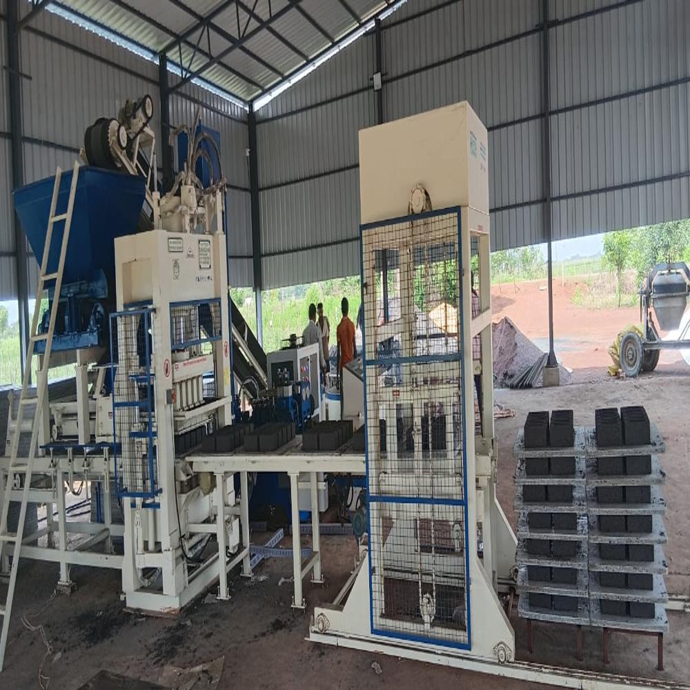 Color Paver And Brick Making Machine - 150 Mt+ Tonnage, 550 L Oil Tank, 50hp Motor, Vibration System, Auto Plc Control | Produces 8500-9500 Color Pavers/shift, 19000-20000 Bricks/shift, Hmi Display
