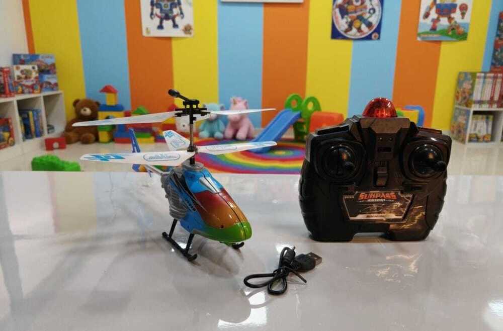 Games Remote Control Flying Helicopter Toy