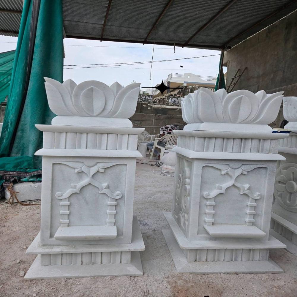 Marble Tulsi Pot - Size: 4 Ft