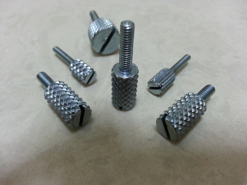 Thumb Screw - Stainless Steel, Precision Engineered Design for Versatile Fastening Applications