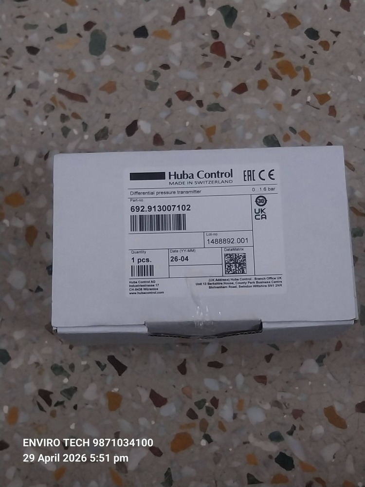 Huba Pressure Transmitter Model 692.913007102 Range 0 TO 1.6 Bar