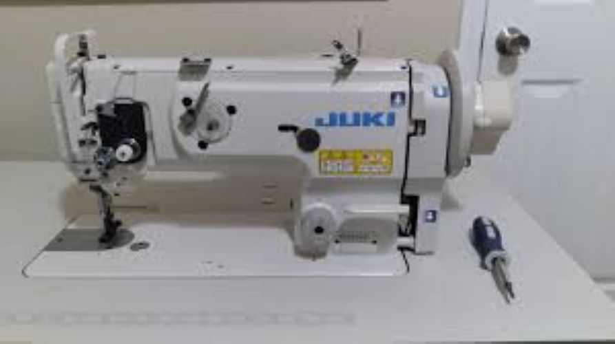 Juki Sewing Machine Unison Feed Lockstitch Machine