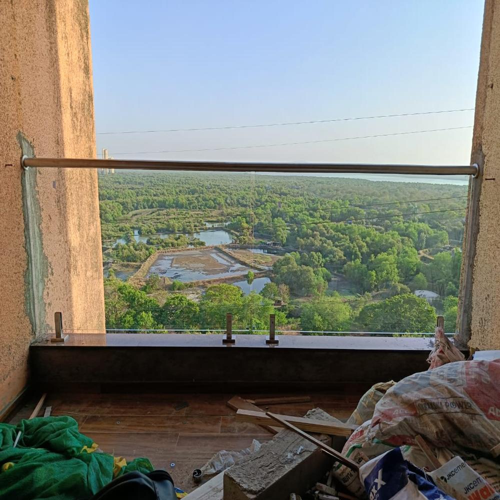 STAINLESS GLASS RAILING