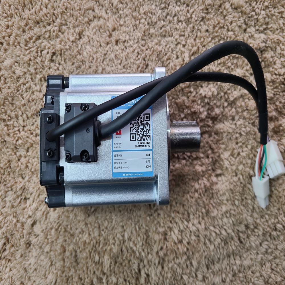 MSMF022L1U2M Panasonic A6 200W Motor, Torque Nm -0.64, RPM - 3000