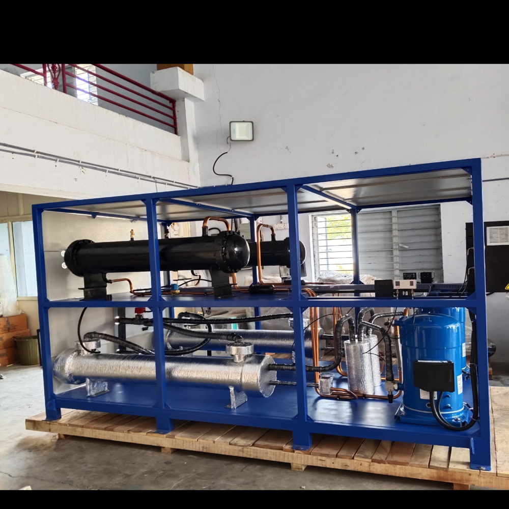 Water Cooled Chillers - Refrigerating Capacity: 50 Ton To 200 Ton