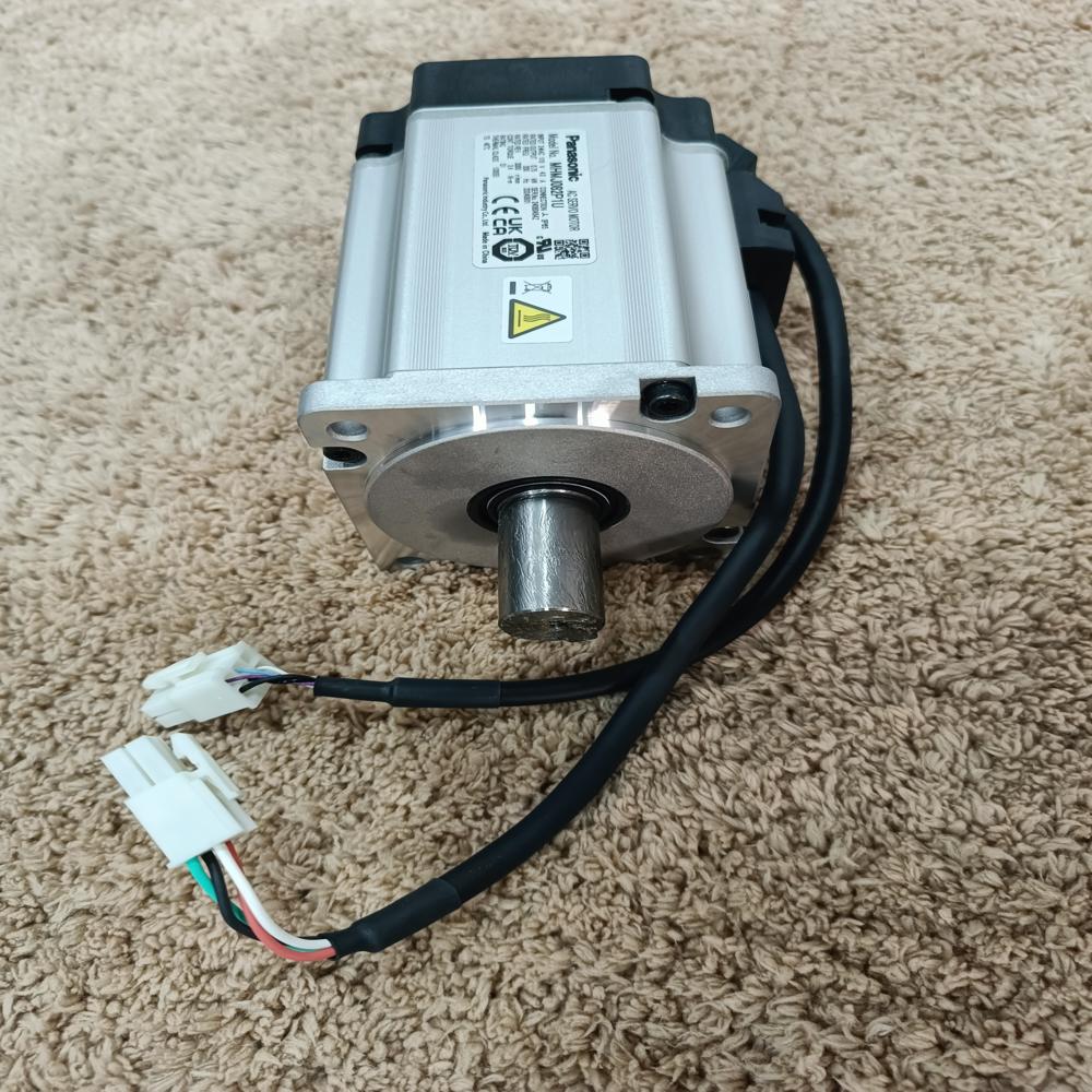 MHMF082L1V2M Panasonic A6 750W Motor + BRK, Torque Nm - 2.39, RPM - 3000
