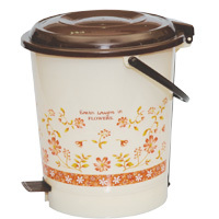 पेडल डस्टबिन