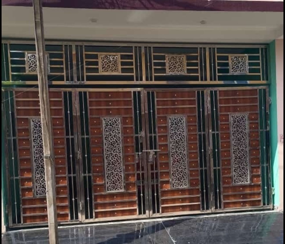 Stainless Steel Main Gate