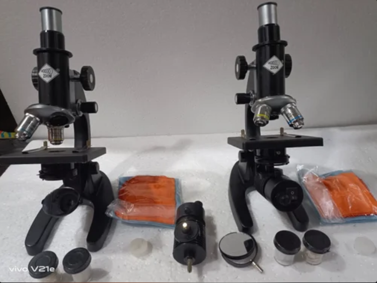 Laboratory Student Microscope