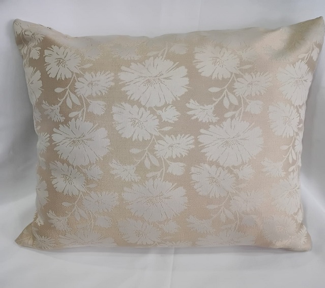 Pabble Cushion Cover - Feature: Flame Retardant