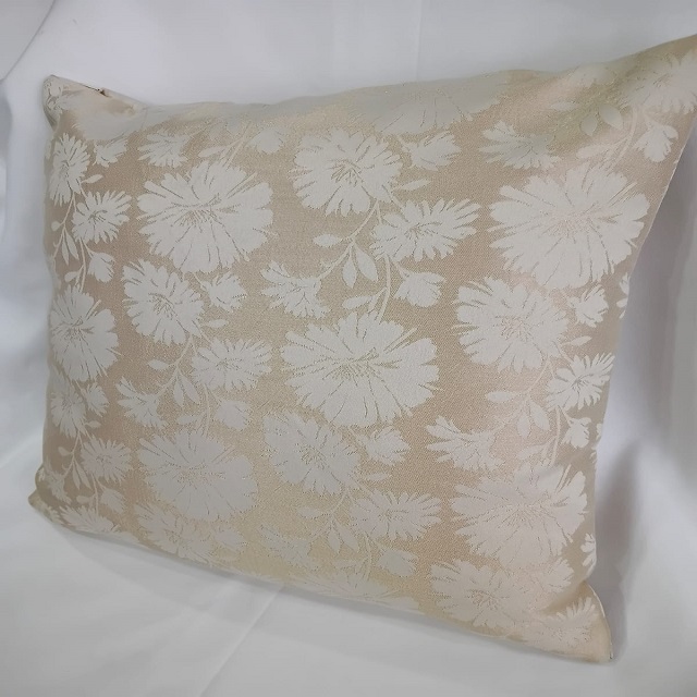 pabble cushion cover