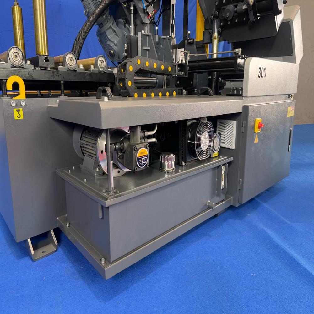 Atal 300nc - Application: Metal Cutting