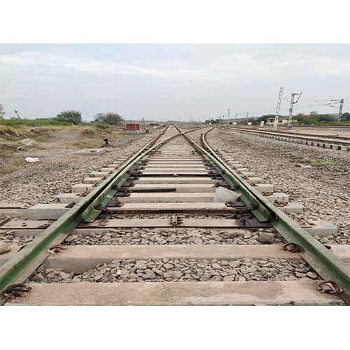 PSC CONCRETE RAILWAY SLEEPERS For 1 in 8.5 Turnout Set 60Kg  T-4965
