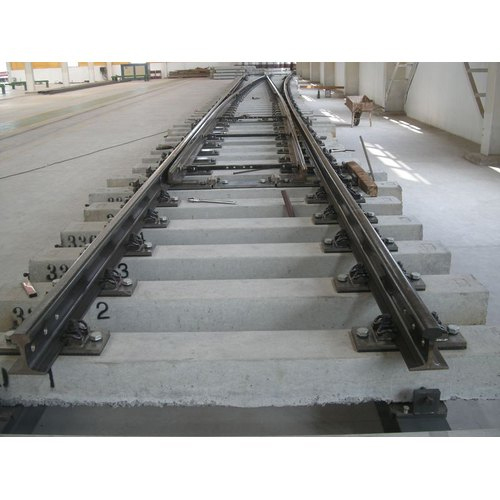 PSC CONCRETE RAILWAY SLEEPERS   For 1 in 12 Turnout Set 52Kg- T-4733
