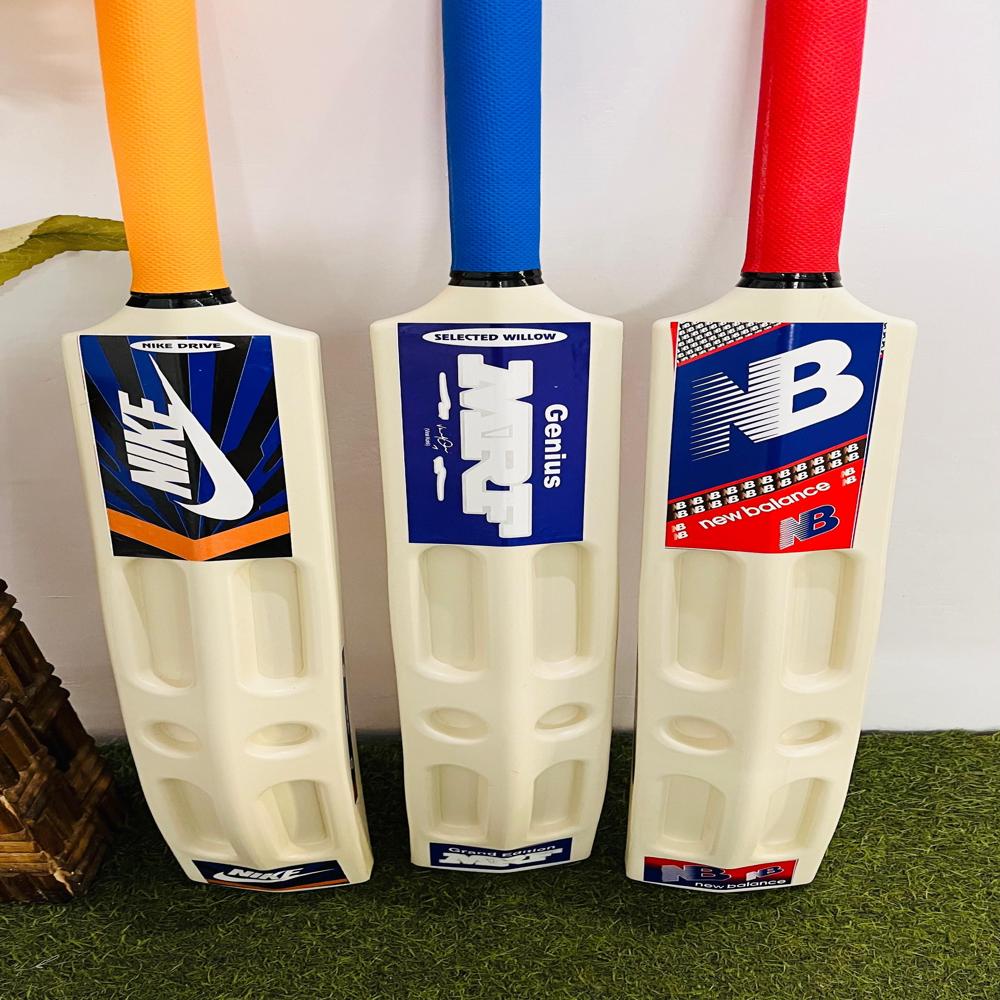 Hard Plastic Scoop bat 