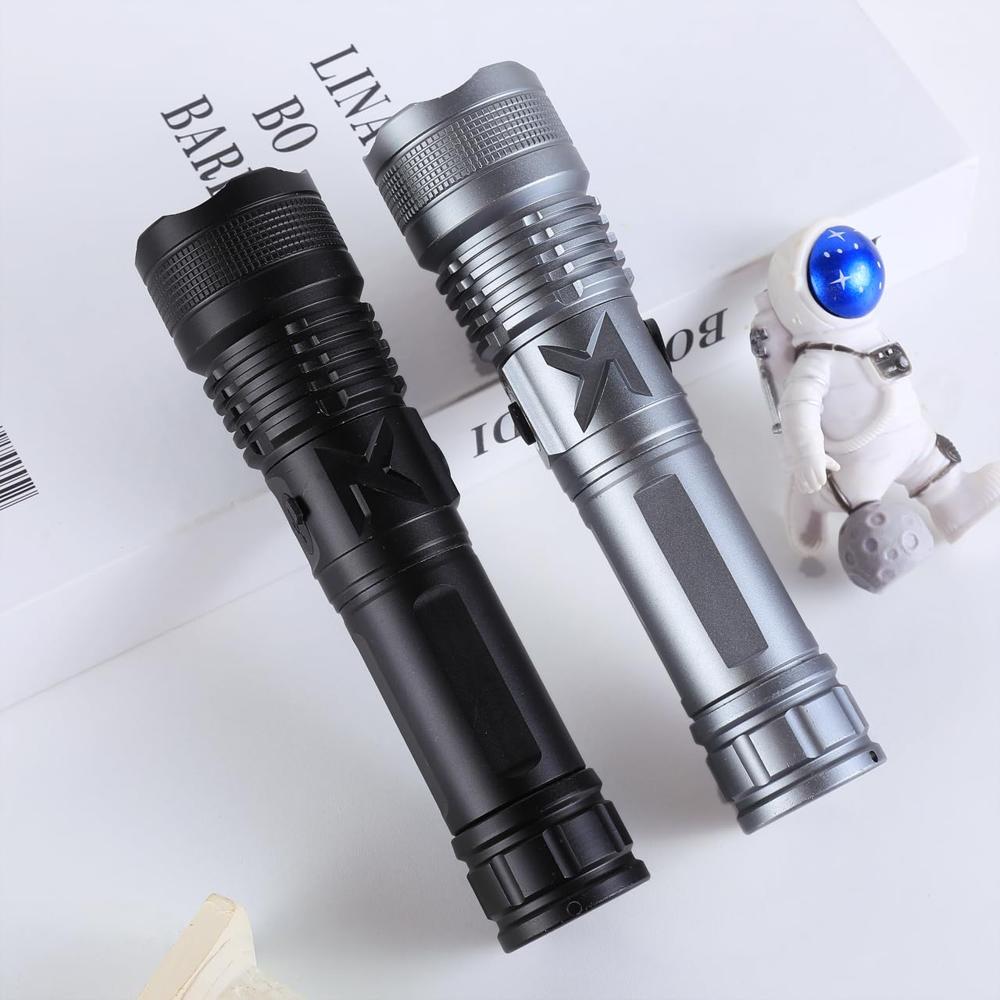 MZ M983 METAL FLASHLIGHT