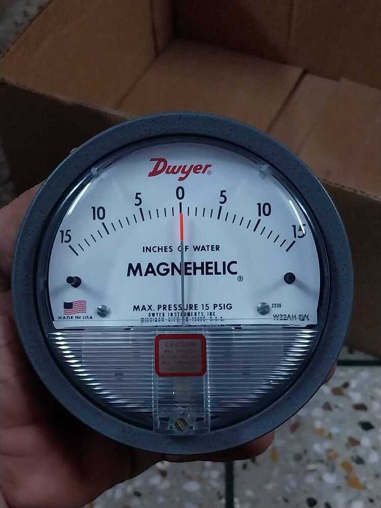 DWYER Magnehelic Gage In Dighwara Bihar