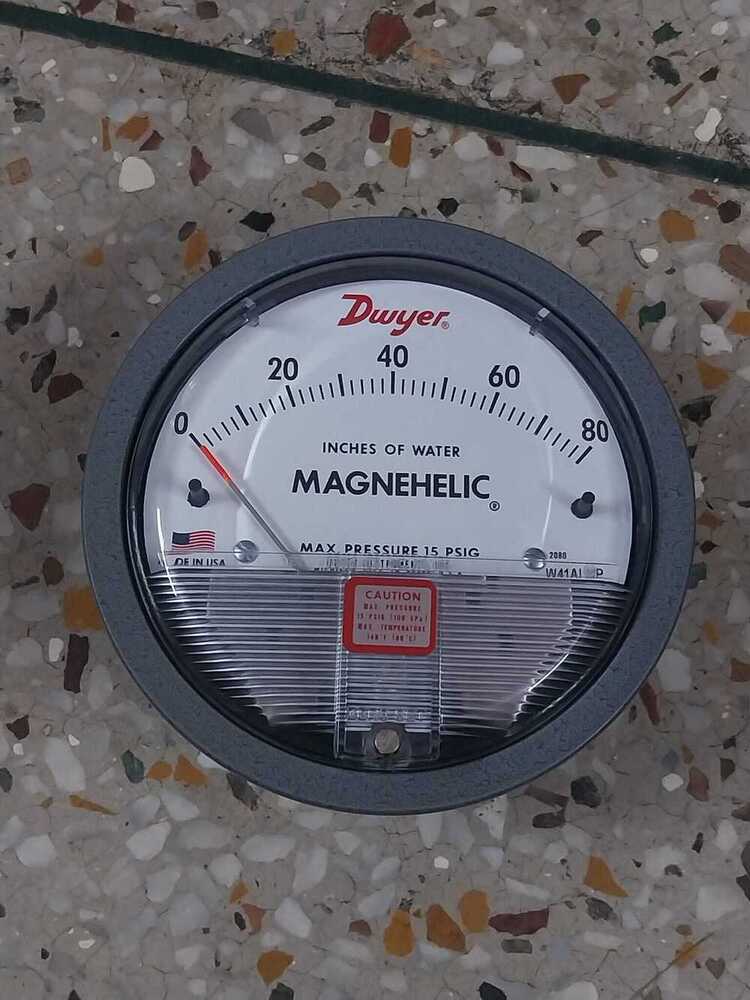 Dwyer Magnehelic Gauge In Vidisha Madhya Pradesh