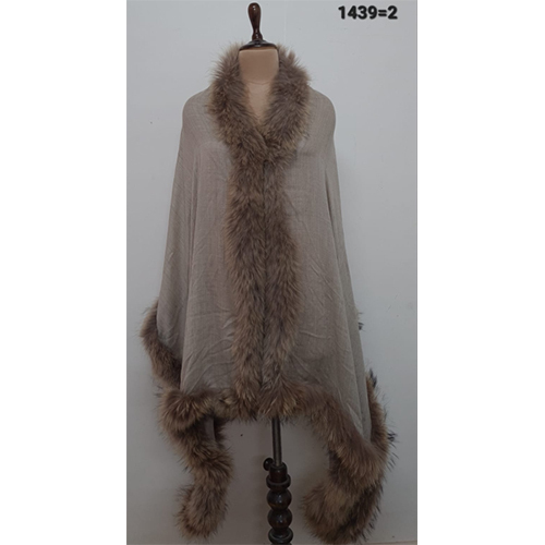 Merino Wool 4 Side Recycled Fur Stoles