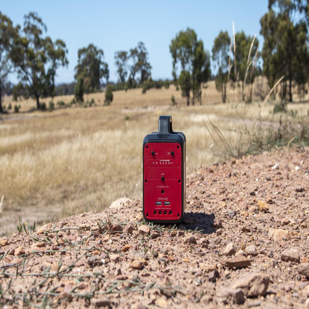 SR Portables Thia Hand held Lithium Solar Generators