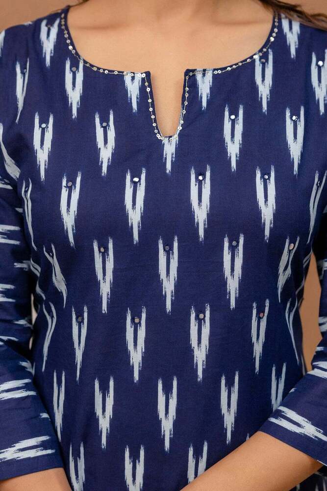 Neelamrit Kurti Set