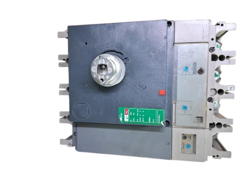 CVS 630A 4pol MCCB