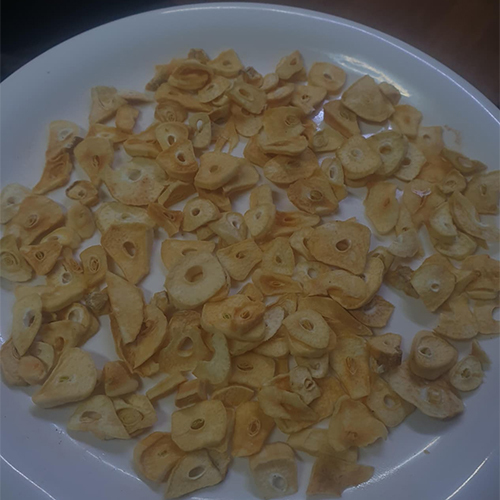 Dried garlic