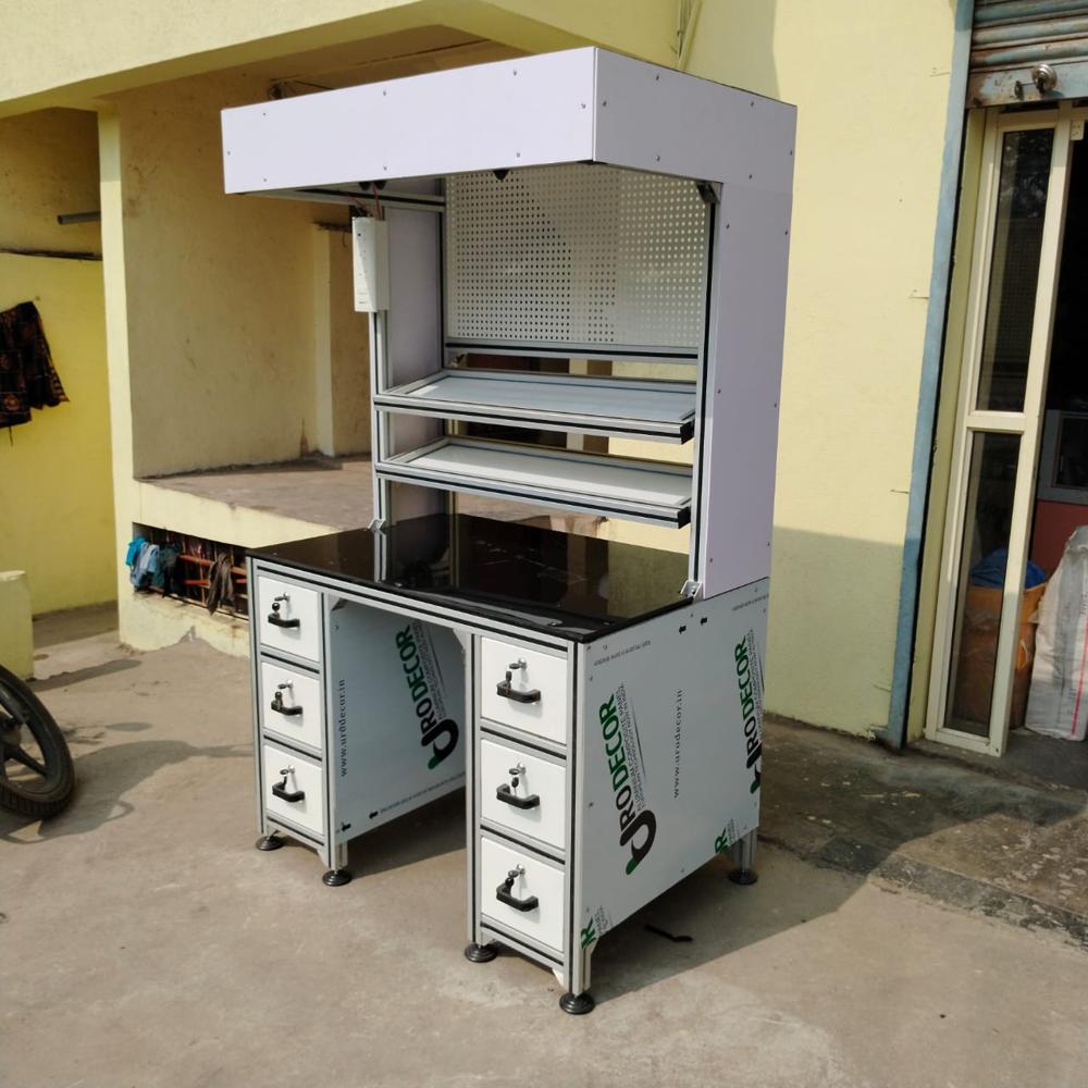 Silver Assembly Work Station
