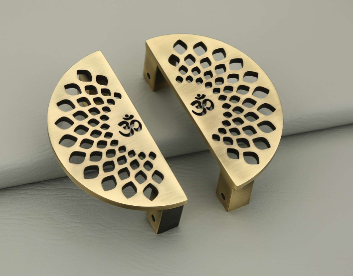 Glass Door - Color: Antique Brass/ Matt Gold Finish