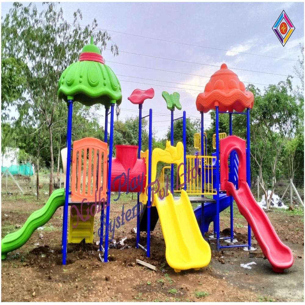 Color Coated Outdoor Multi Play Station - Capacity: 16 Children