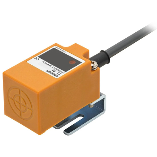 Omron TL-N20MY1 Proximity Sensor