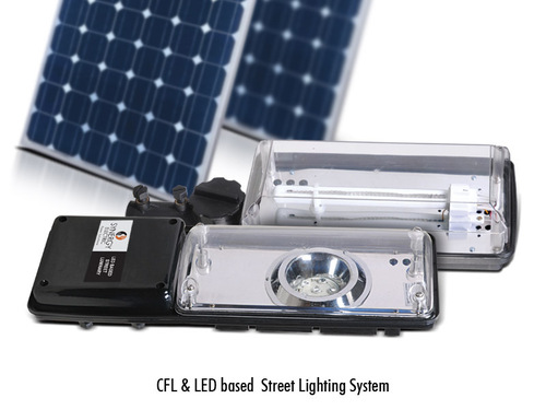 सौर स्ट्रीट लाइट