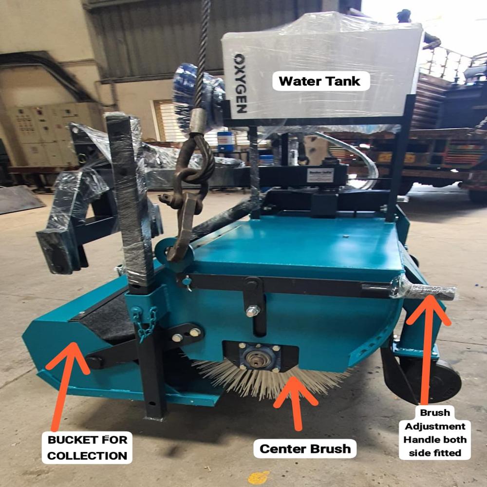 Hydraulic Road Broomer with side brush water tank
