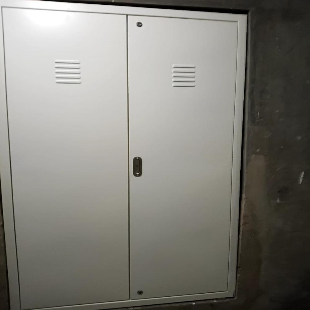 5 Feet Galvanized Iron Electrical Shaft Door