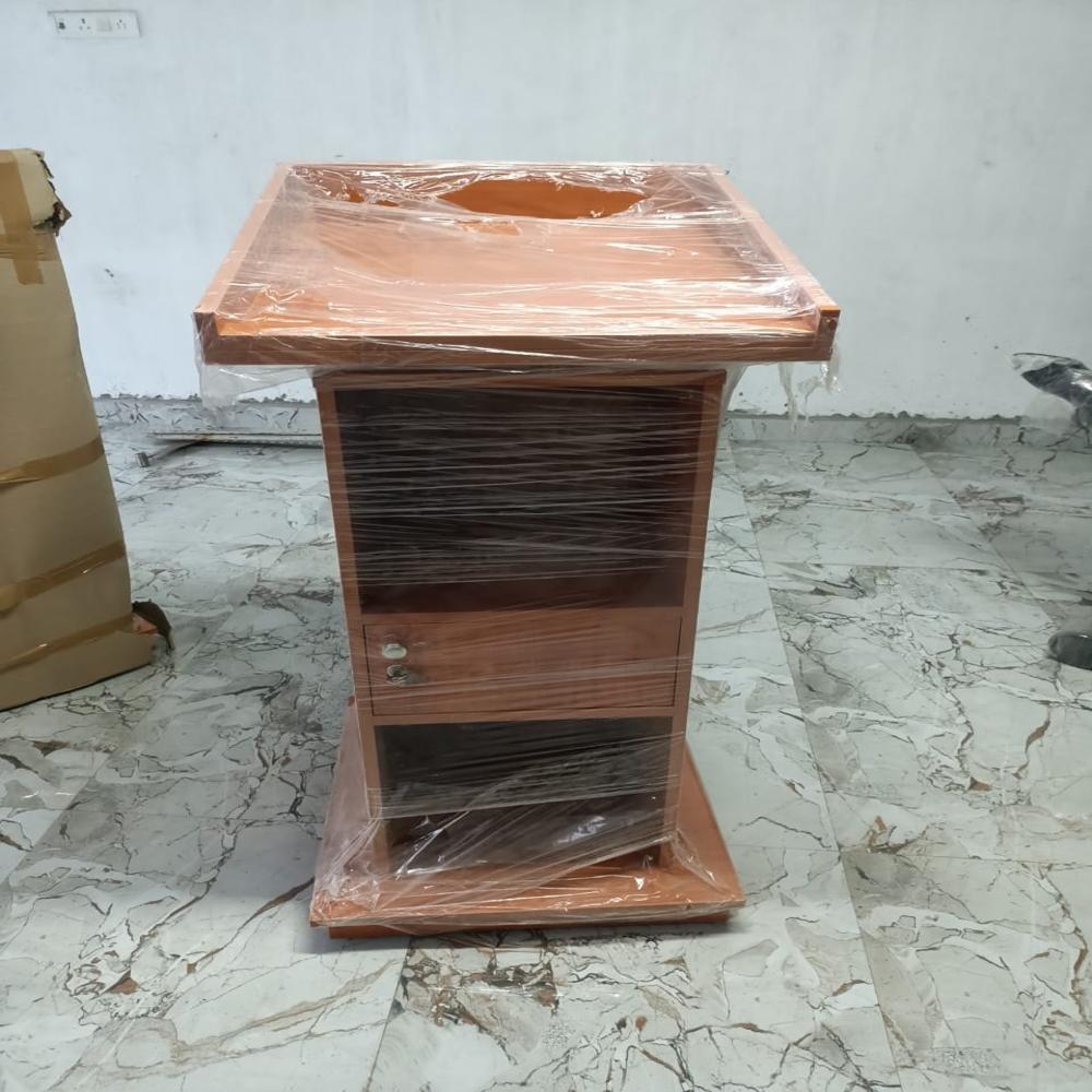 WHITE WOODEN PODIUM