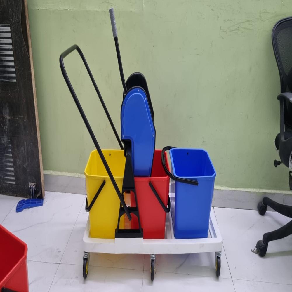 Tripple Bucket Mop Wringer Trolley