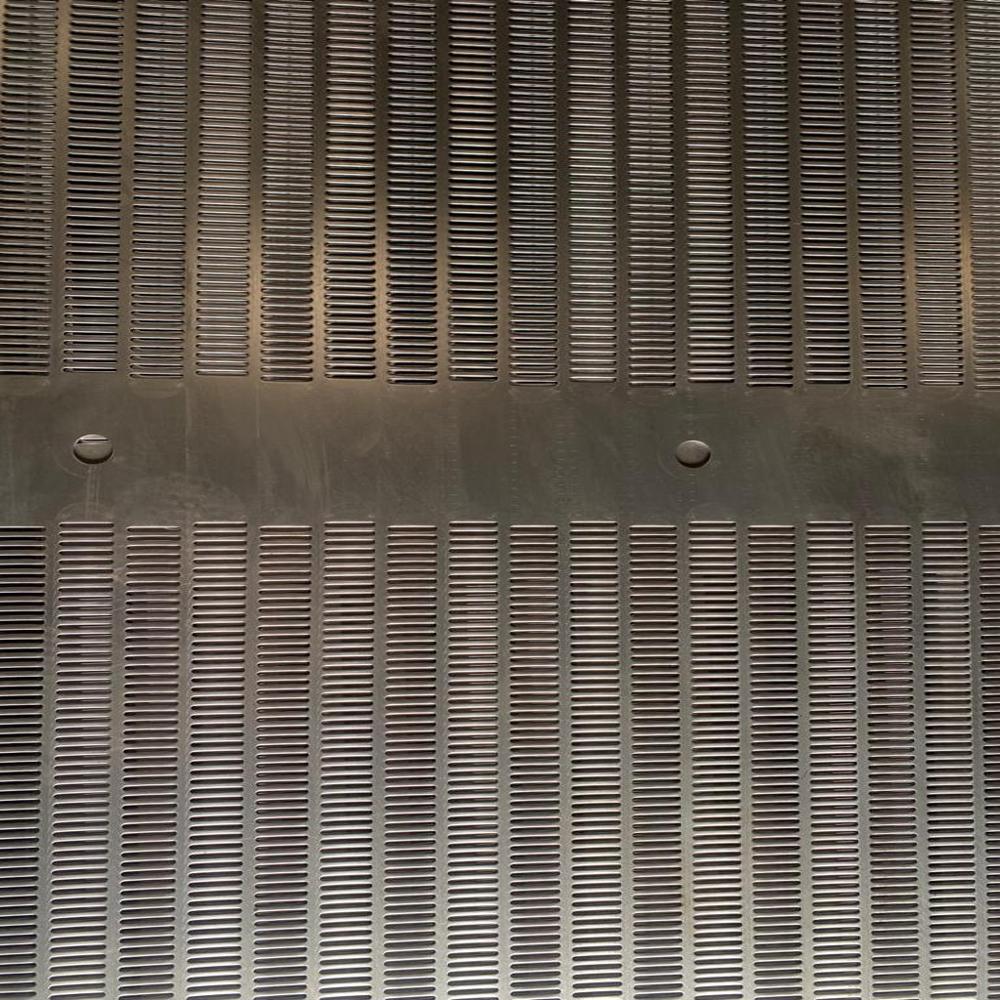 Oblong Hole Perforated Sheet