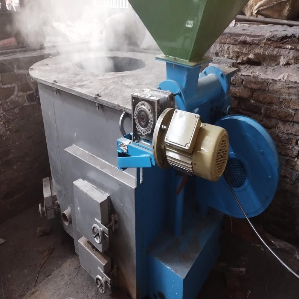 Aluminium melting wood palet furnace