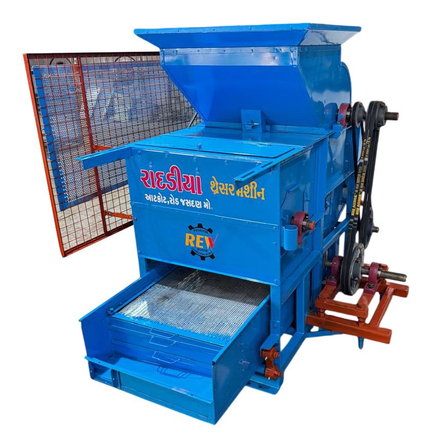 Castor ARANDA Tracctor operated Seed Decorticator Machine