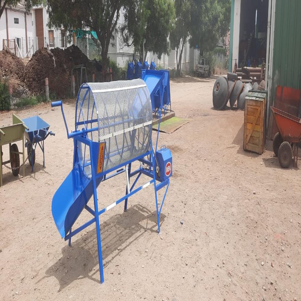 Rotary Sand Siever Machine - Capacity: 2-4 Tons/hour
