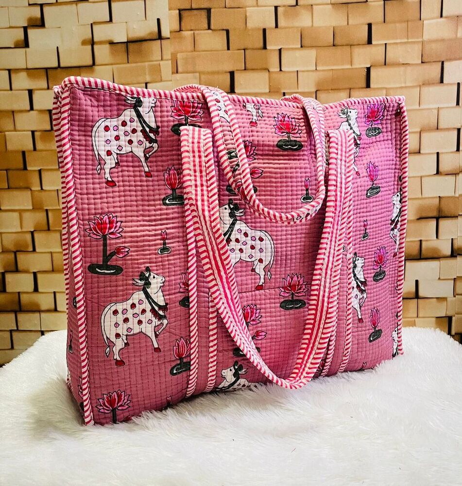 Stylish Printed Quilted Carry Bag