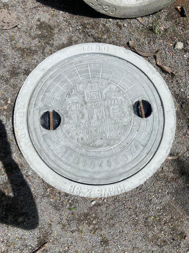 20 Hd Concrete Manhole Cover - Base Dimension: 600 Mm (Diameter)