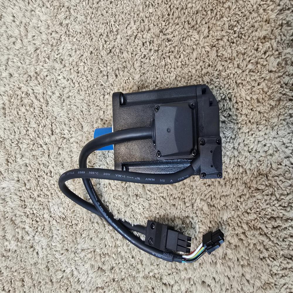 ECM-E3M-C20604RSE Delta Servo Motor 400M L , Torque Nm - 1.27 , RPM - 3000
