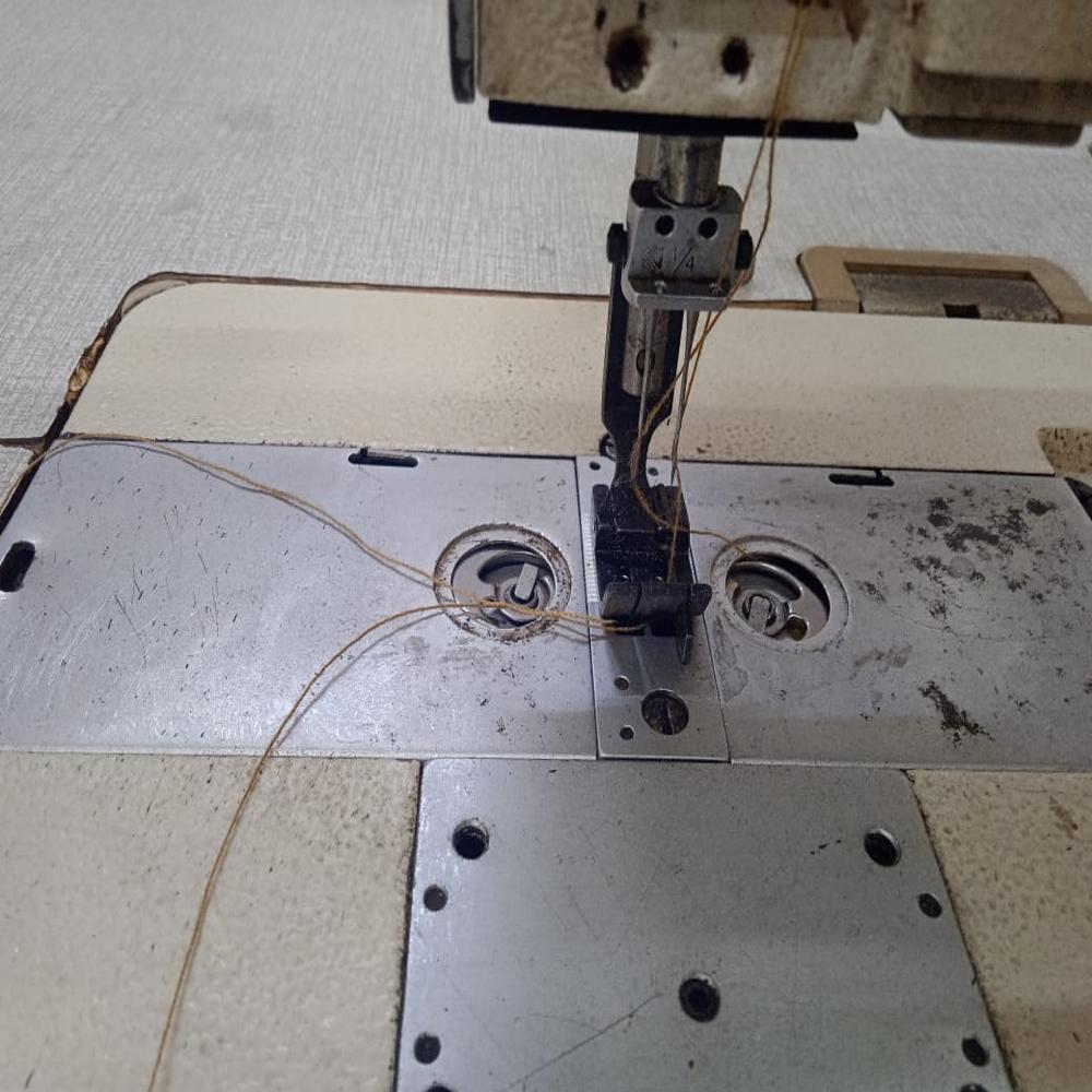 SIRUBA T828 -42 DOUBLE NEEDLE SEWIING MACHINE