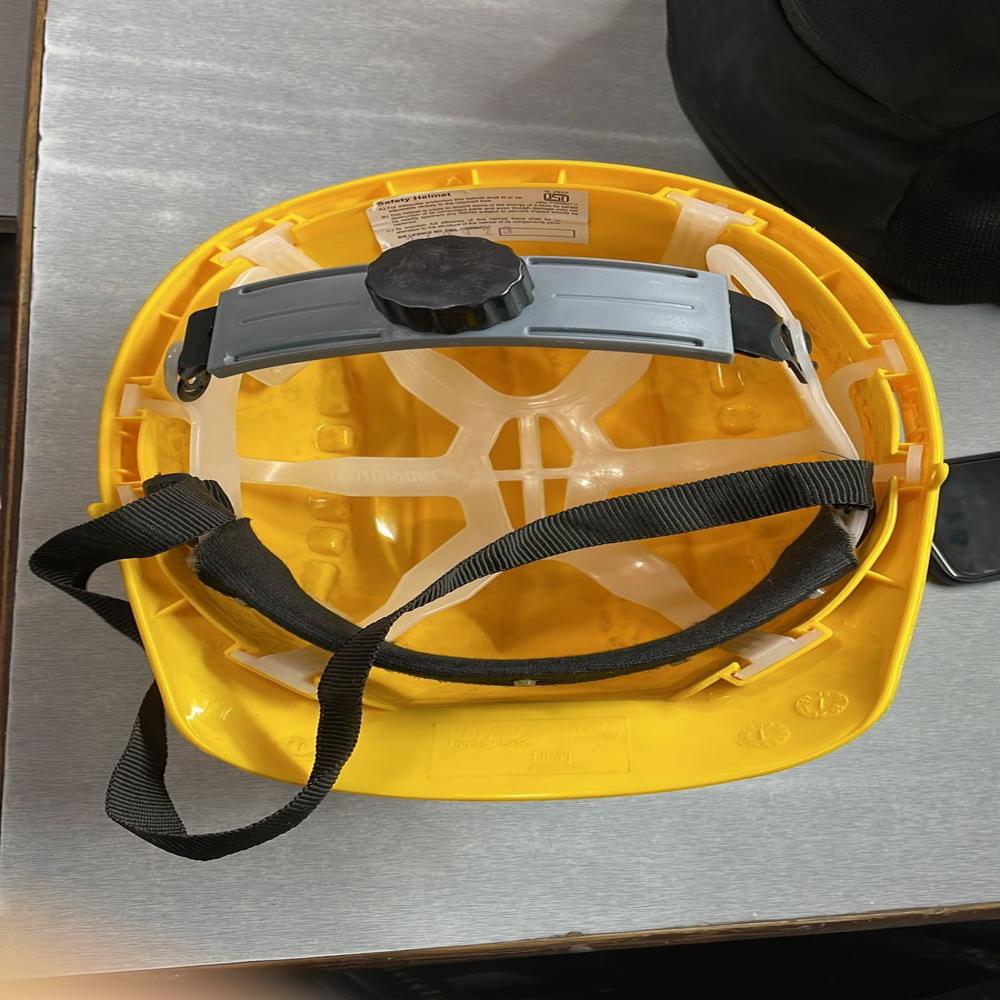 Safety ratchet helmet