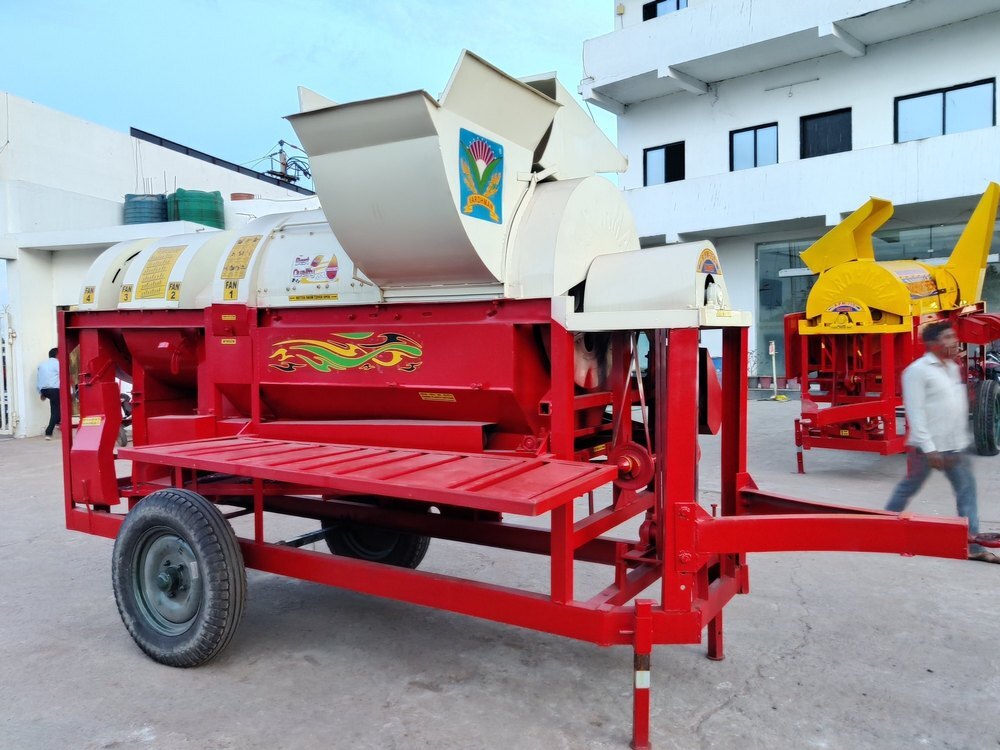 Mahindra Harvester