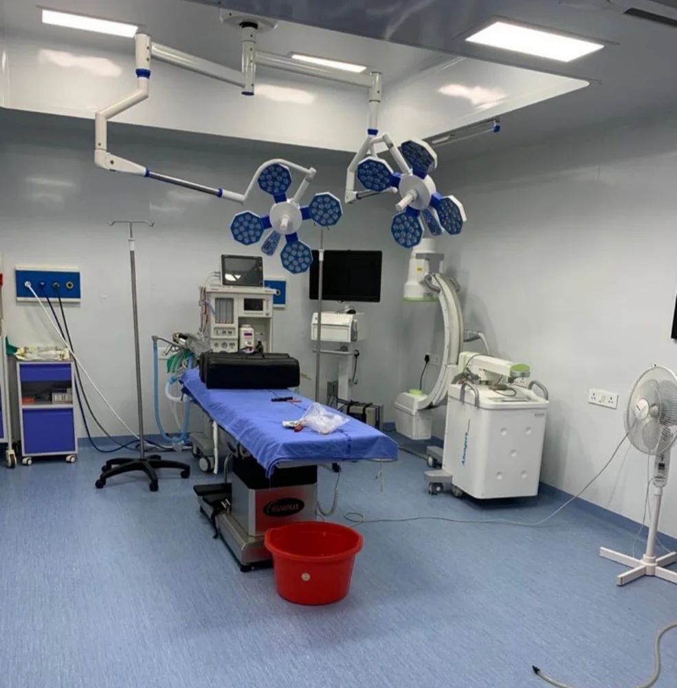 Modular Operation Theatre - Color: White