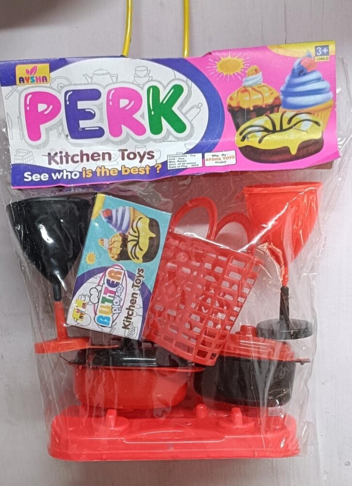 Plastic Perk Kitchen Set