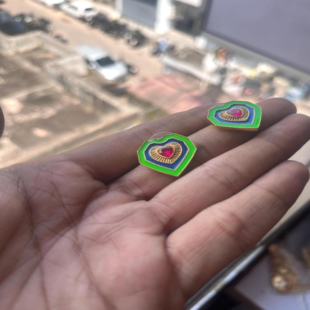 vibrant Heart Shield Earrings 